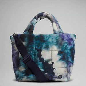 Lululemon Quilted Grid Crossbody Bag (Meteor Wash Print Multi)